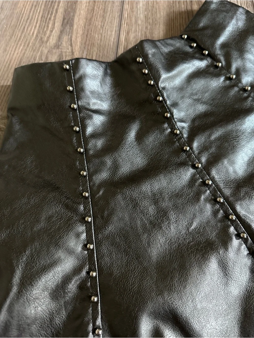 Cloud Ten Faux Leather Studded Mini Skirt | Size Small | Flared Vegan Leather |
